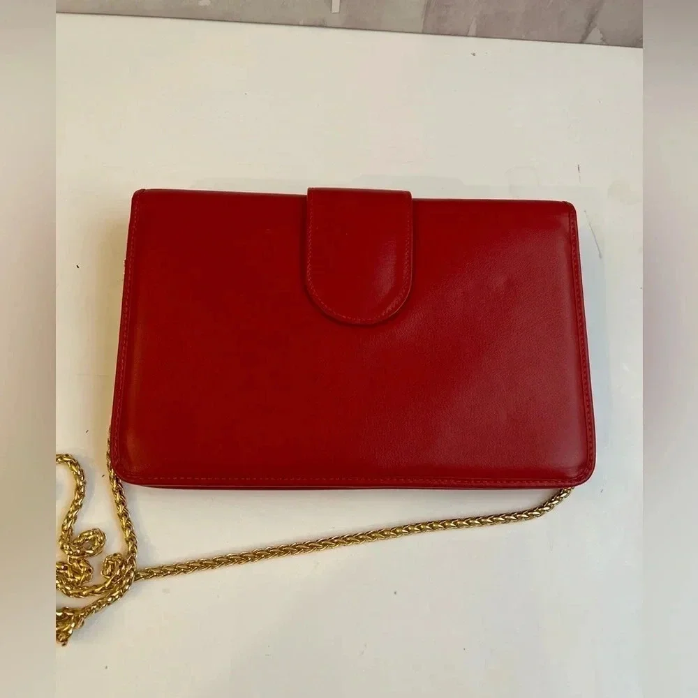 ! Rare Vintage, 1980's Yves Saint Laurent red bag with gold chain - Picture 2 of 14